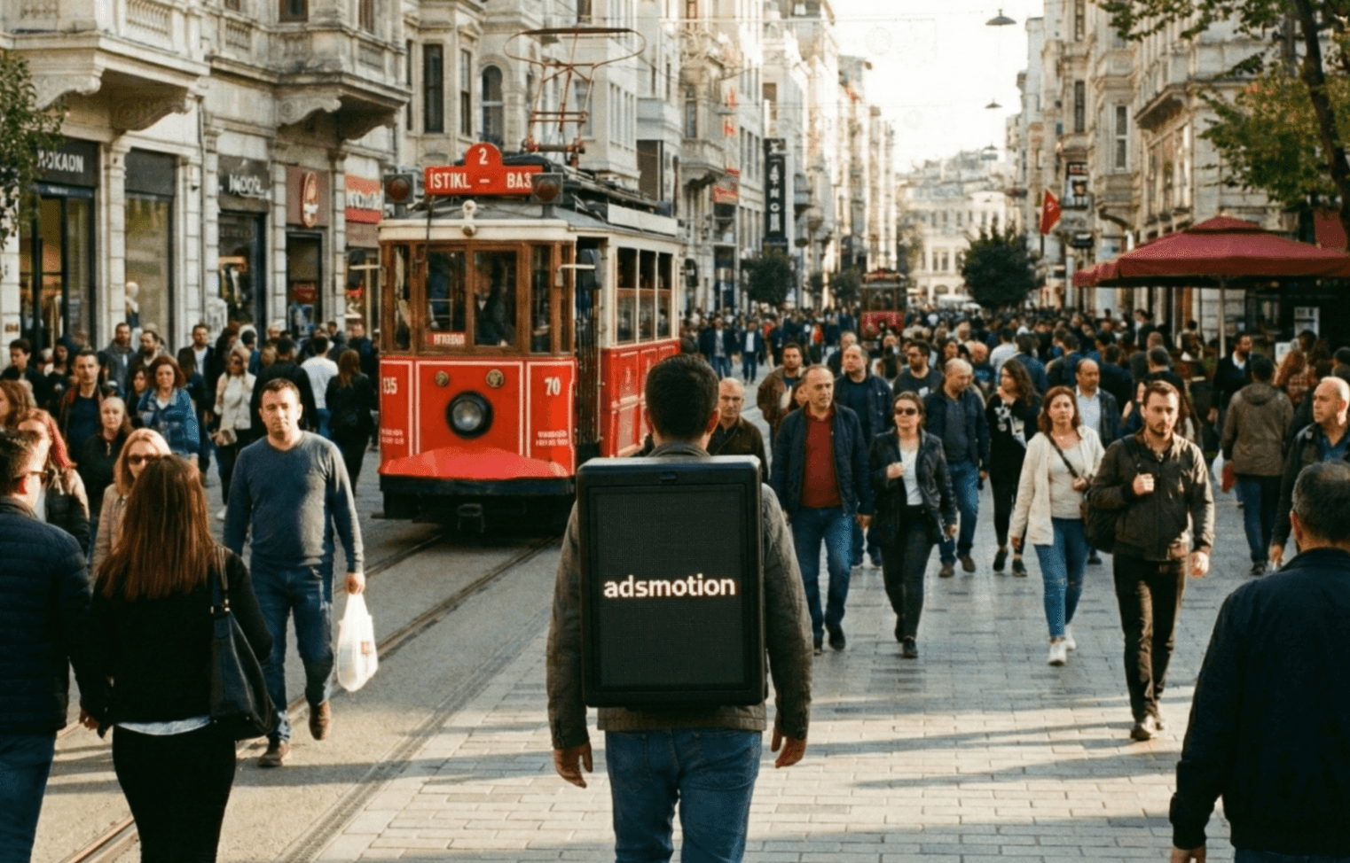 Sırt Çantası Dijital Reklamları